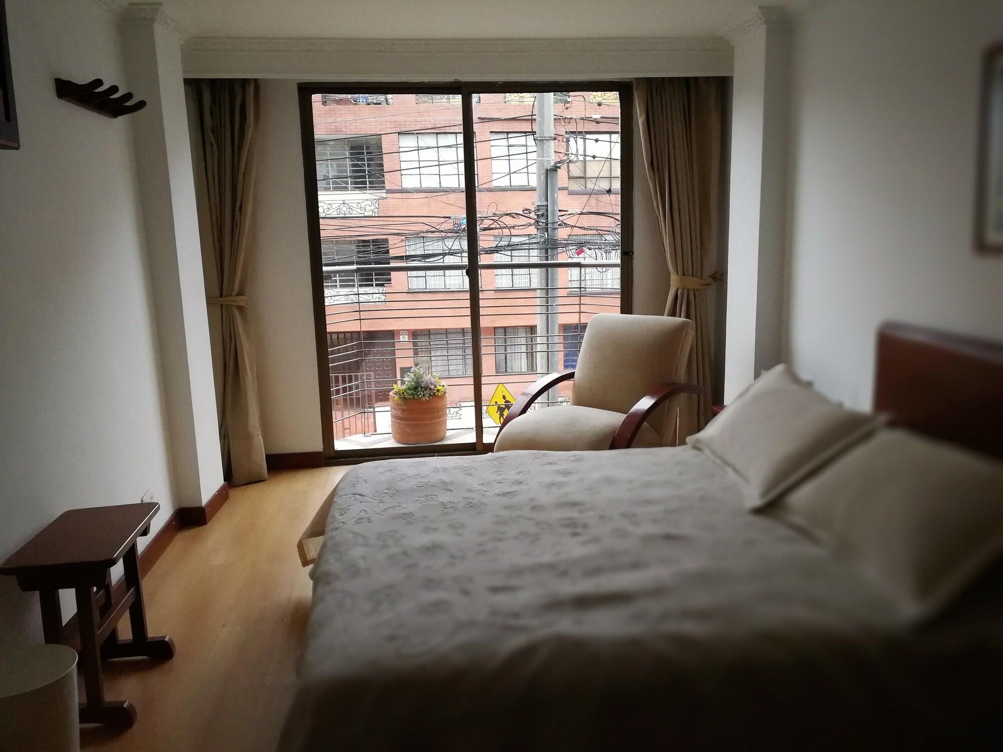 Hotel Alicante Bogotá Extérieur photo
