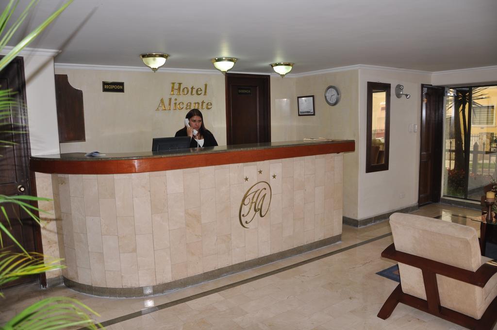 Hotel Alicante Bogotá Extérieur photo