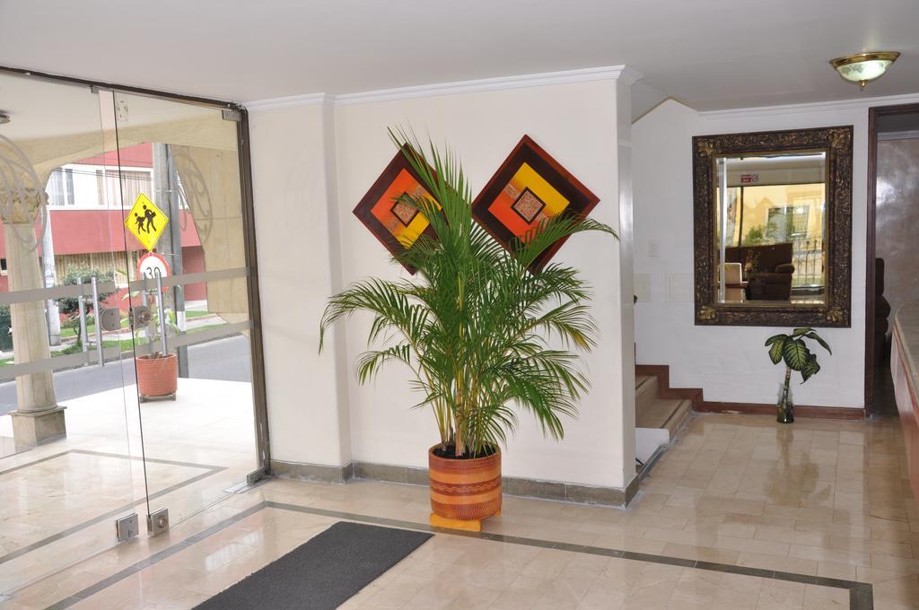 Hotel Alicante Bogotá Extérieur photo