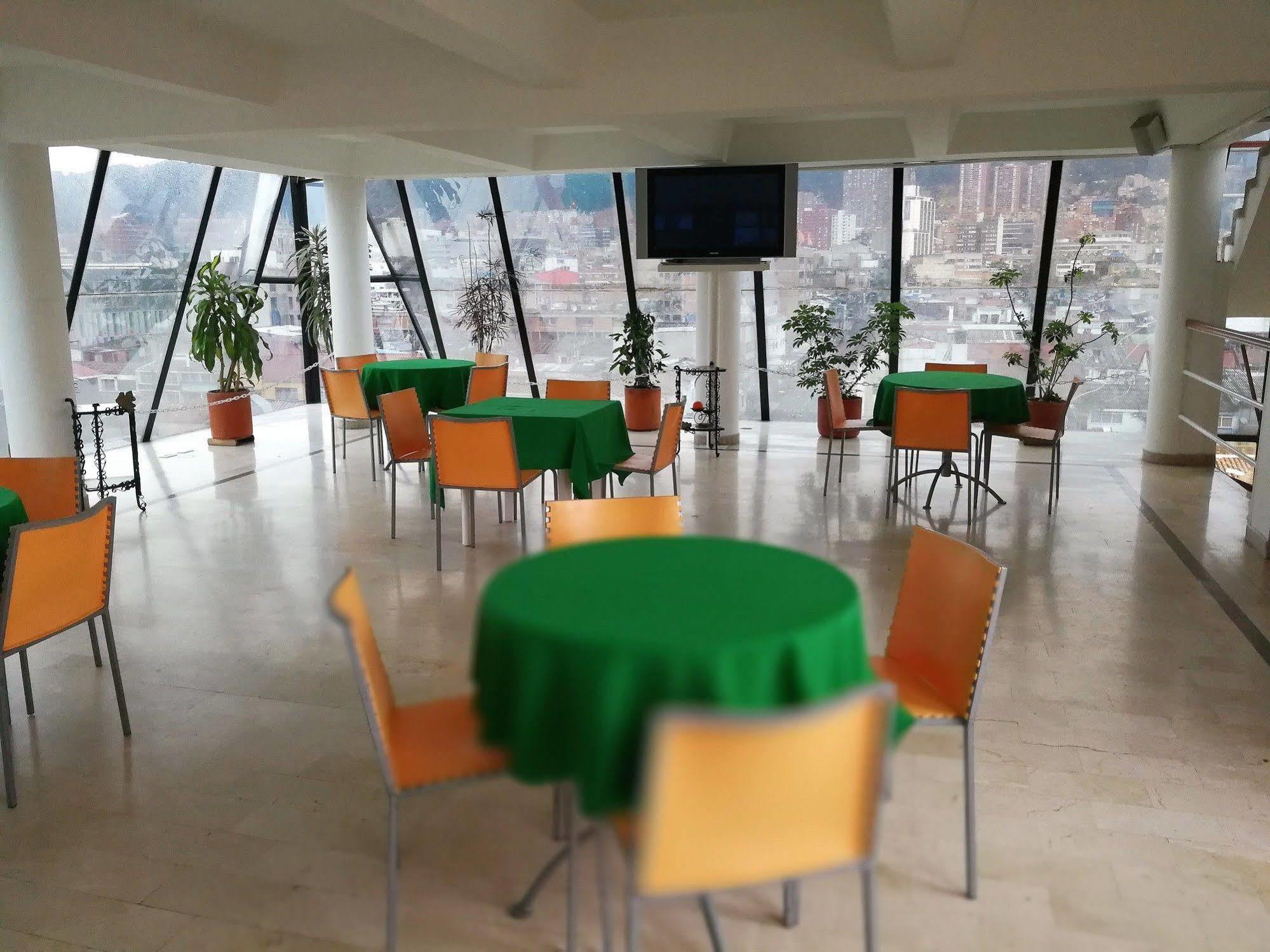 Hotel Alicante Bogotá Extérieur photo